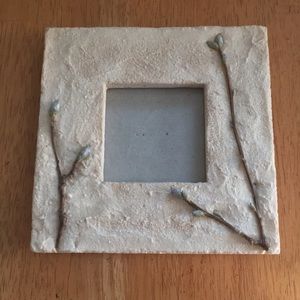 Decorative picture frame